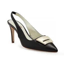 Amelia - Black^Bruno Magli Store