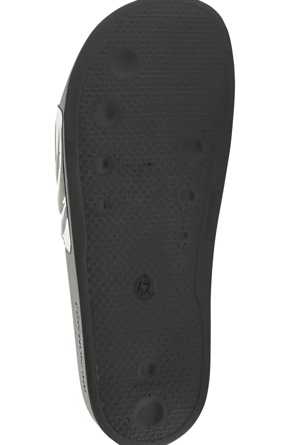 Messe Shower Slide^Bruno Magli New