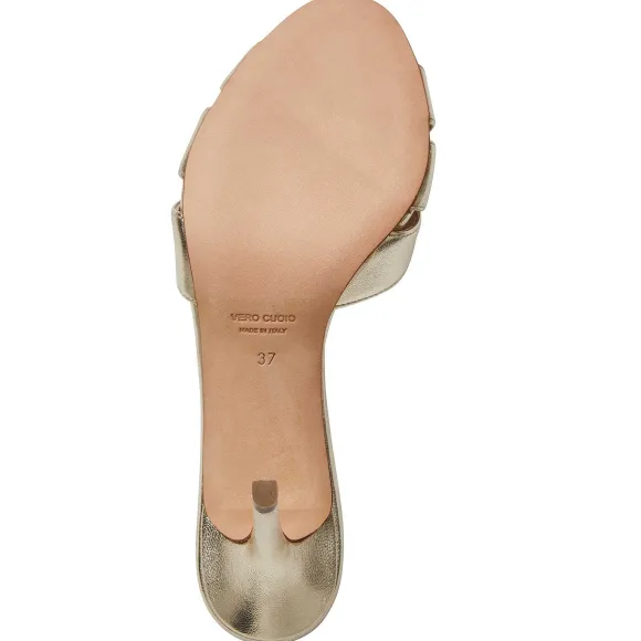 Pema Pump Metallic^Bruno Magli Fashion