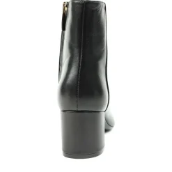 Vinny Leather Ankle Boot - Black^Bruno Magli Store
